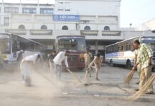 दाहोद बस स्टेशन डिपो स्टाफ द्वारा चलाया गया स्वच्छता अभियान।