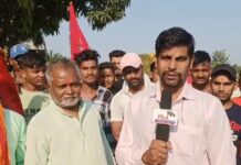 दाहोद से पावागढ़ पैदल यात्रियों को कांतिभाई अमलियार द्वारा चा नाश्ता।