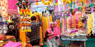 दाहोद स्मार्ट सिटी,हेमंत बाजार मार्केट में दशा माता मूर्ति बाजार।